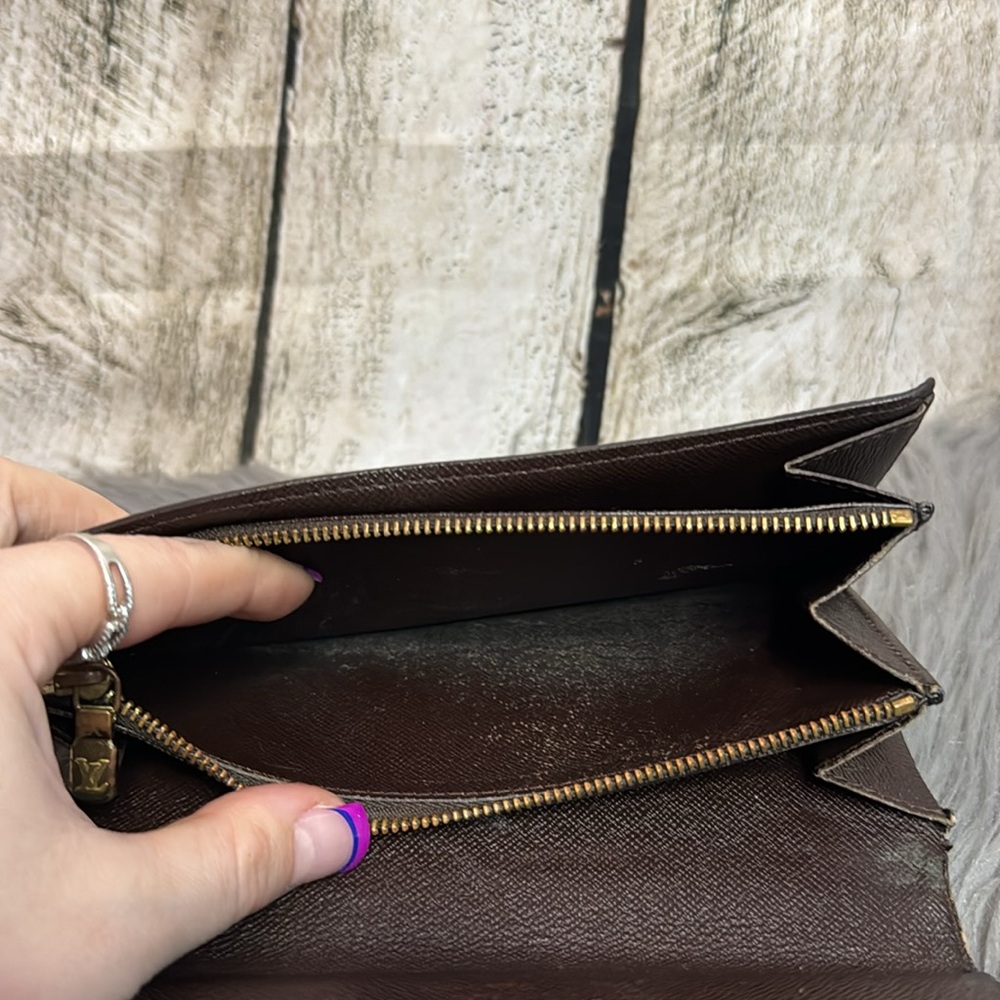 LOUIS VUITTON - Damier Long Wallet - Picture 7 of 11